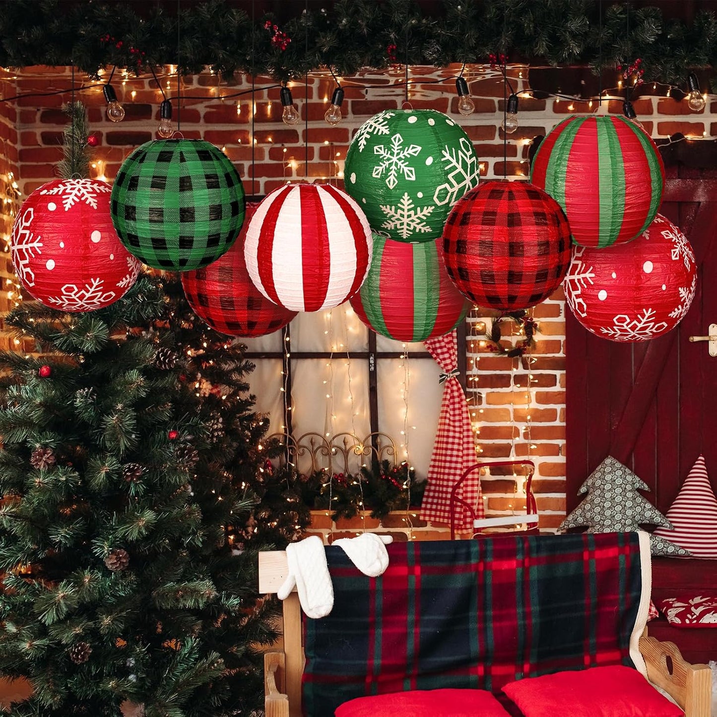 Bencailor 12 Pcs Christmas Hanging Paper Lanterns Set Decorative Christmas Party Lanterns Round Hanging Lamps for Xmas Home Decoration Supplies Props Graduation Holiday Decor(Snowflake, 12 Inch)