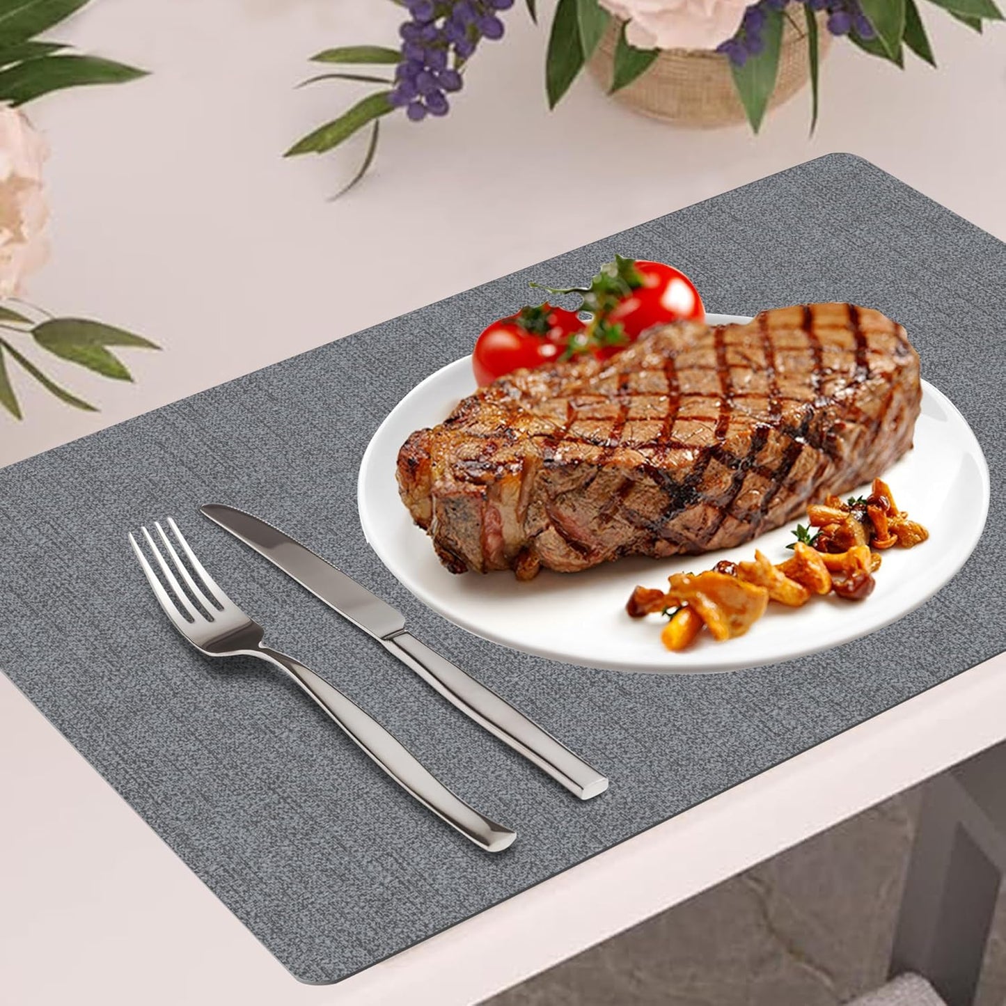 DOLOPL Placemats Set of 6, Dusty Blue Faux Leather Heat Resistant Place Mats for Dining Table, Waterproof Oilproof Wipeable Washable Table Mats, Easy to Clean Anti-Slip Tablemats for Kitchen, Party