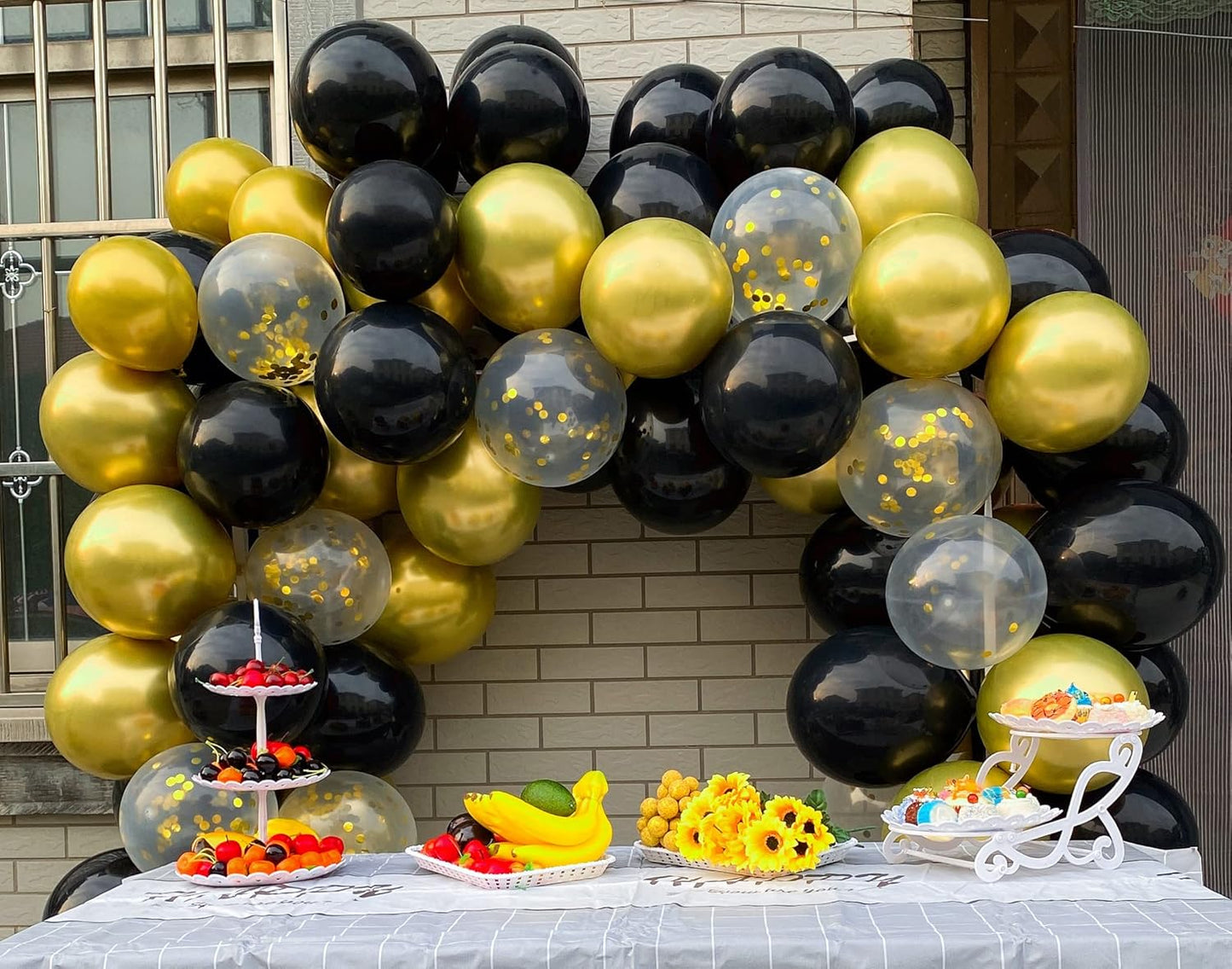 60 Pcs 12 Inch Latex Balloons in Black, Gold And Gold Confetti Perfect for Graduation, Birthday, Baby Shower, New Years, and Wedding Party Balloons Decoration
