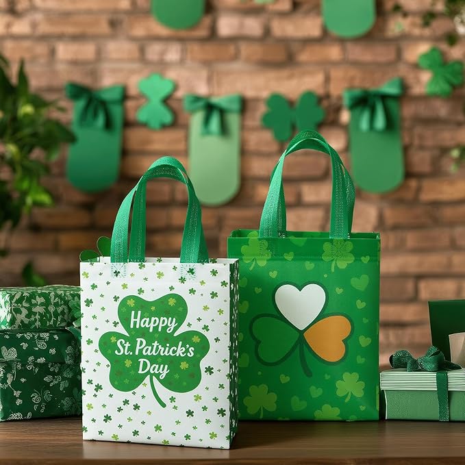 Wovnet 30 Pcs St. Patrick's Day Gift Bags with Handle Shamrock Party Favors Green Reusable Non Woven Goodie Treat Bags Clover Tote Irish Festival Themed Party Supplies 10 x 8 x 4in