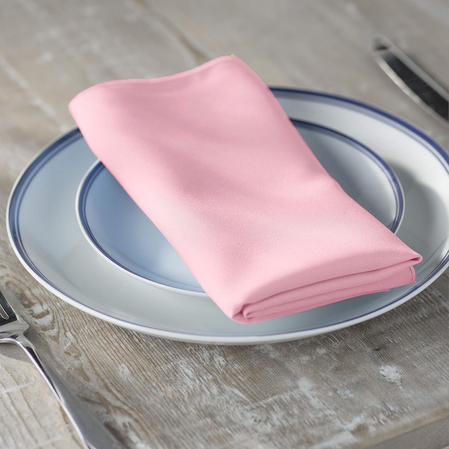 LA Linen 4-Pack Poly Blend Soft Cloth Napkins - Washable, Reusable, Stain and Wrinkle Resistant - for Dinner, Wedding, Parties - 18x18 - Pink Light