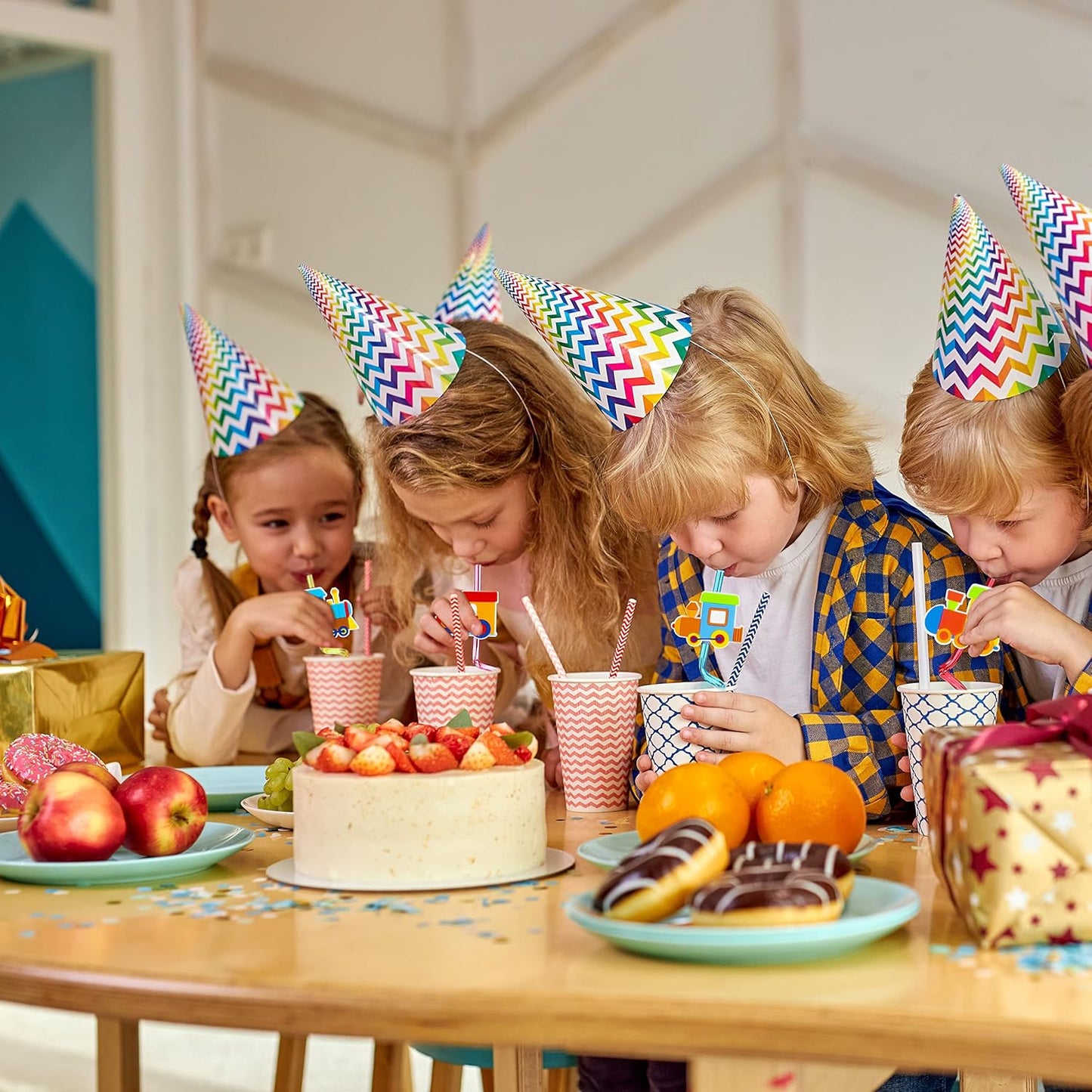 24 Pack Train Theme Shaped Straws - Reusable Plastic Straws with Cartoon Decoration - Kids Party Supplies - Birthday Party Favors with 2 Cleaning Brushes