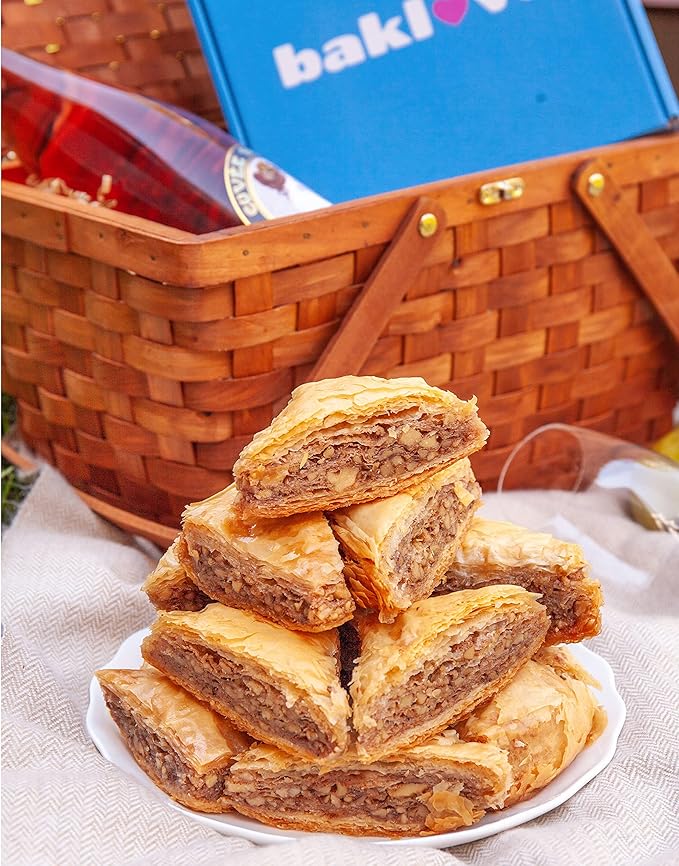 Bakluva 16-Piece Baklava Pastry Dessert Gift Box - (16) Large 2.3 oz (66 gram) Pieces - Perfect for Gifts, Parties, and More