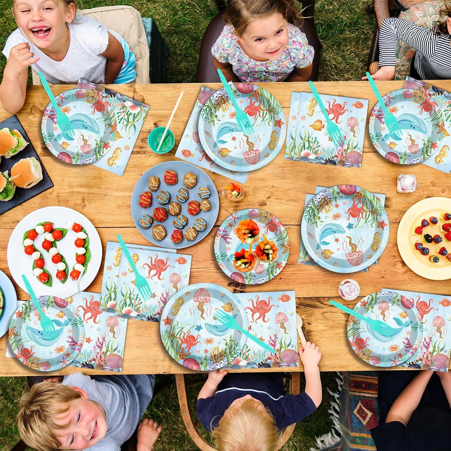 gisgfim 50 Guests Under the Sea Party Decorations Plates and Napkins Ocean Animals Birthday Paper Plates Napkins Tableware Set Underwater Sea Life Party Supplies for Birthday Baby Shower 200Pcs