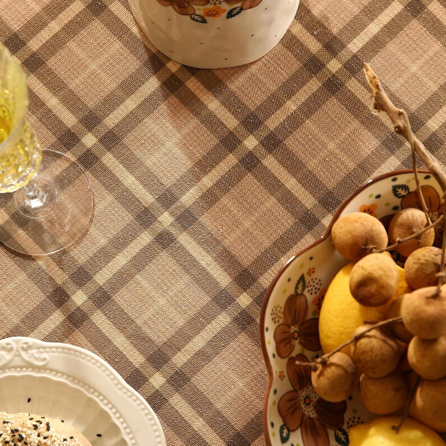 Vintage Brown Checkered Small Round Tablecloth,Italian Style Wrinkle Resistant Linen Tablecloths,Decor Table Cover for Kitchen,Dining,Thanksgiving,Christmas,Diameter 55"-Seville