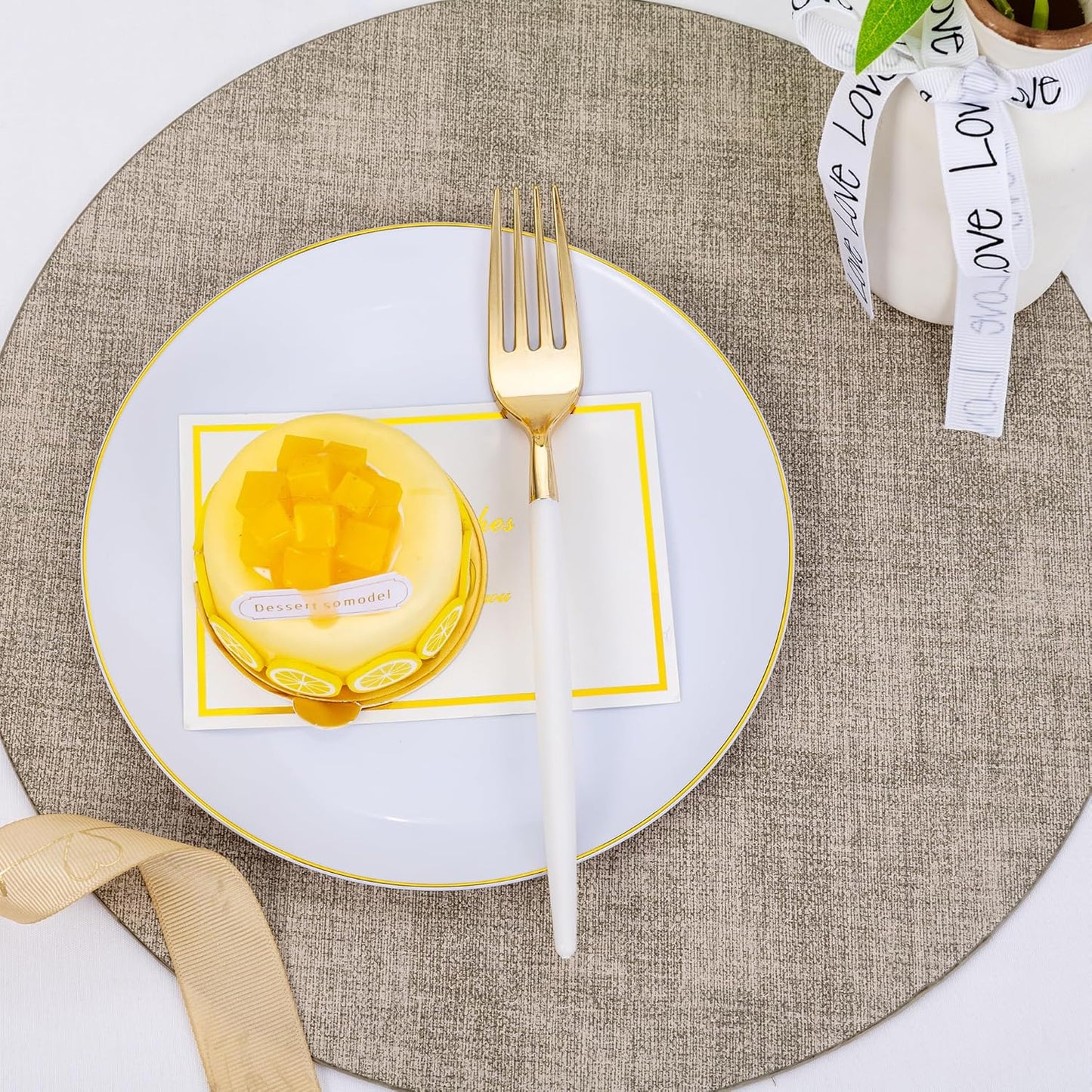 LIYH 96 Pcs White Gold Plastic Plates with Dessert Forks, 48 Plates and 48 Forks, Gold Cake Appetizer Plastic Disposable Plates for Tea Parties, Birthdays & Wedding 48 Guests