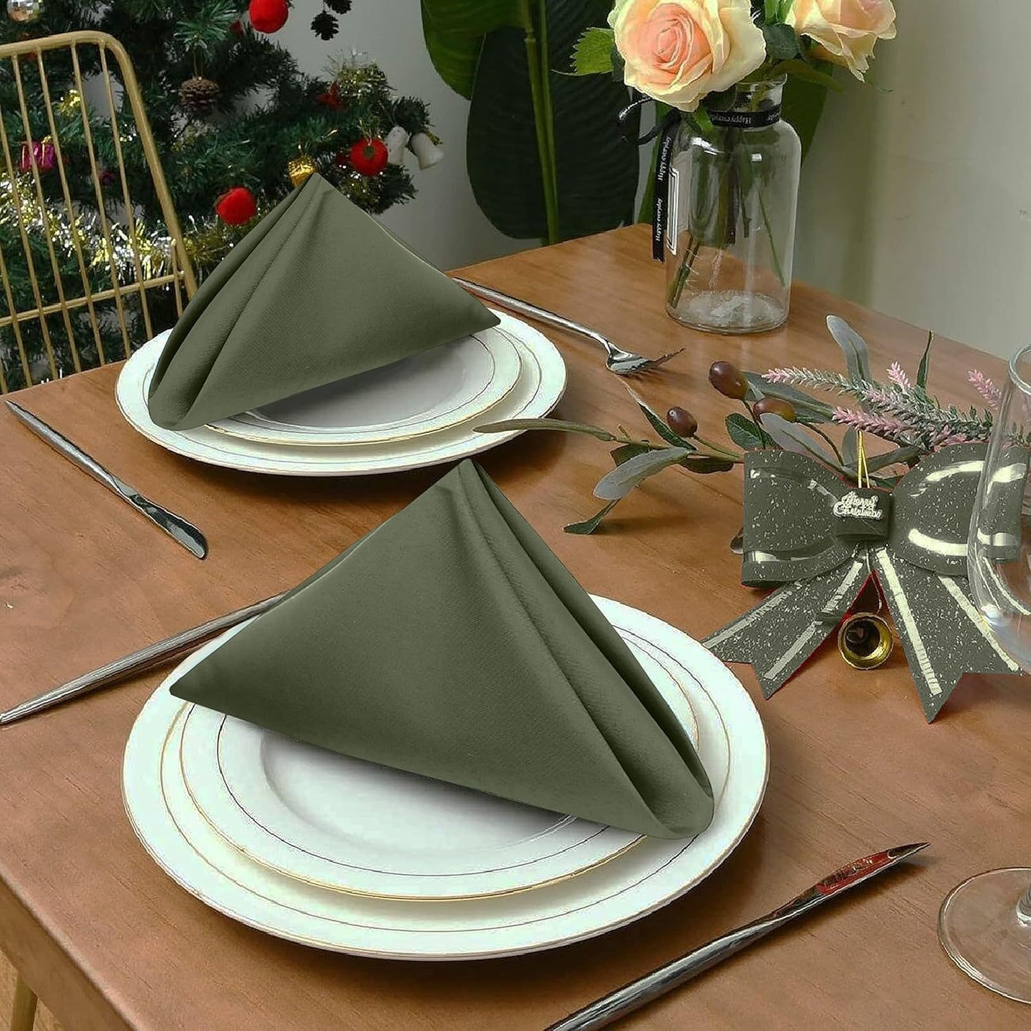 Ruvanti Cloth Napkins Set of 4, 18x18 Inches Napkins Cloth Washable, Soft, Durable, Absorbent, Cotton Blend. Table Dinner Napkins Cloth for Hotel, Lunch, Restaurant, Wedding Parties - Martini Olive
