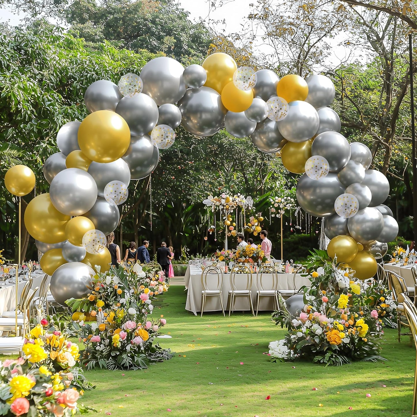 JOYIN 150 Pcs Metallic Silver Balloons, Different Sizes 18 12 10 5 Inch Silver Latex Balloon Arch Kit with Instruction for Birthday Party Graduation Wedding Holiday Decoration