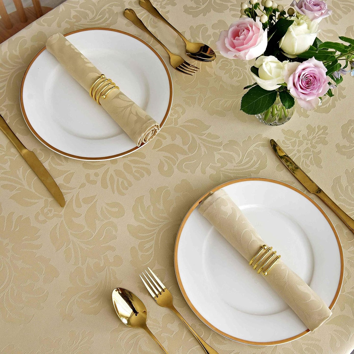 maxmill Jacquard Cloth Napkins 20 x 20 Inch Damask Pattern Soft Comfortable and Luxury Serviette for Restaurant Family Dinners Weddings Parties and Banquets Set of 4 Pieces Beige