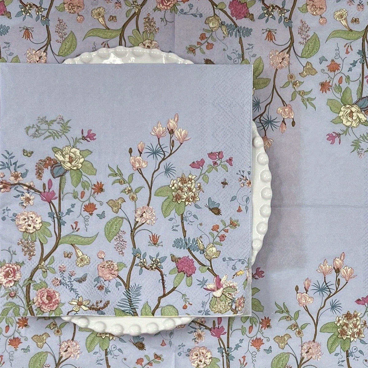 20pcs Vintage Wildflower Disposable Napkins for Parties Weddings Birthdays - 13x13 Inch Perfect for Desserts & Celebrations