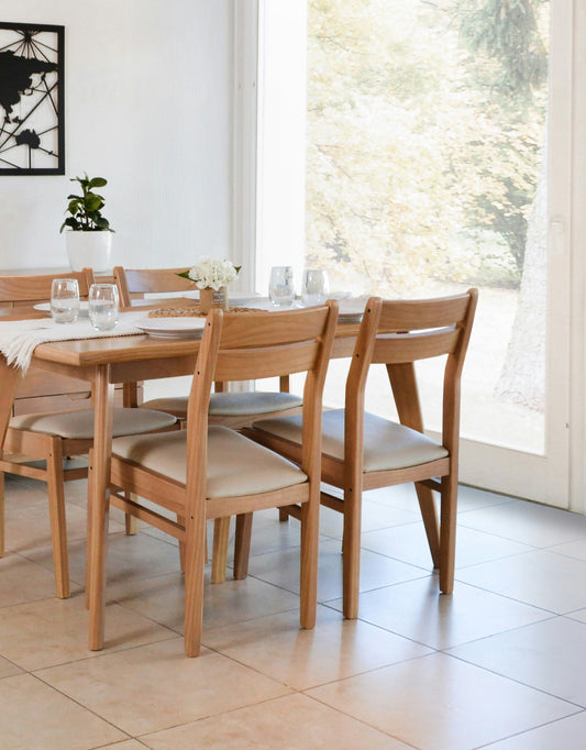 Dinner Party Elegance: The Magic of Table Lamps