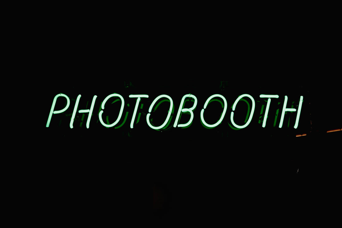 How to Decorate a Photo Booth for Birthday Party