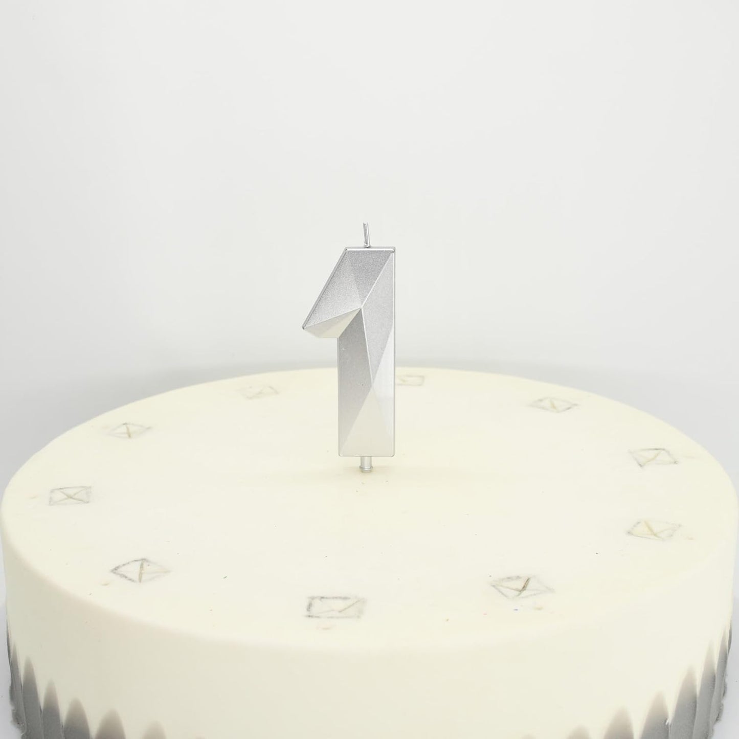 DERVENTA Birthday Candle Big Number 3D Silver 3.7 inch Party Celebration Anniversary Decoration Cake Topper 1 Piece (Number 1 Silver)