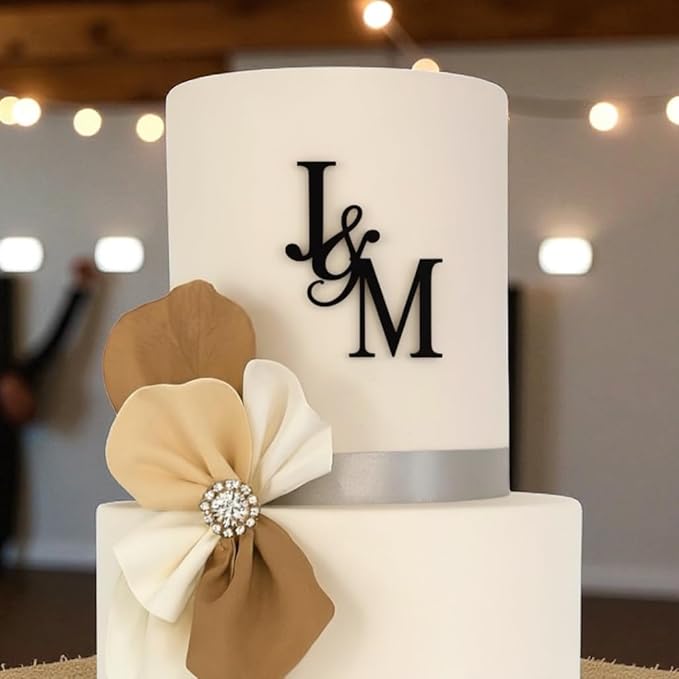 Personalized Gold Wedding Cake topper– Custom Couple Initials, Elegant Custom Cake Decoration for Modern Weddings (Gold)