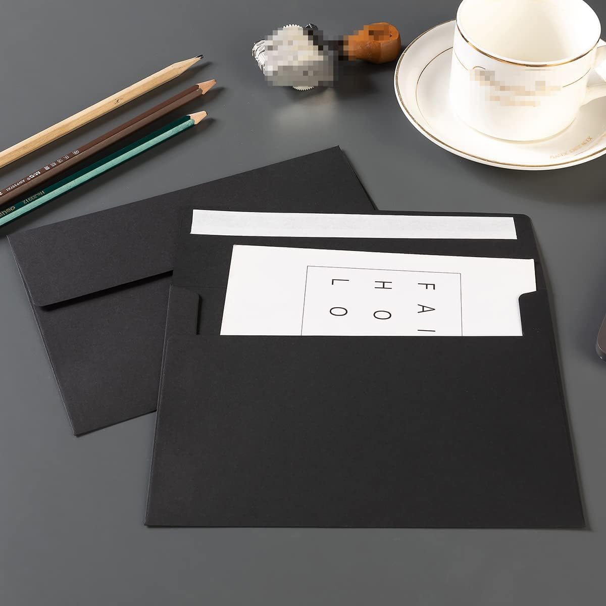 50 Pack 5 x 7 Envelopes Colored Self Seal for Wedding, Party Invitations, Greeting Cards, Announcements, Photos, 5.24 x 7.21 Inches (Black)
