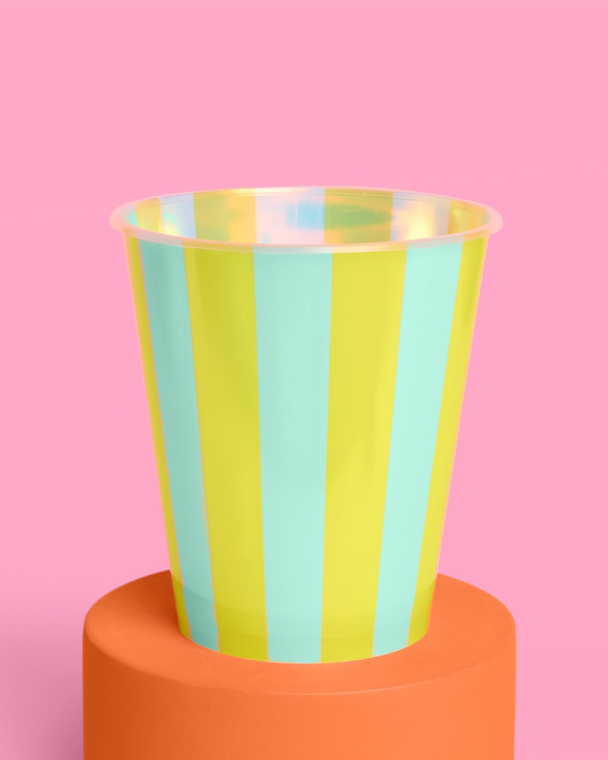 xo, Fetti Pink + Green Pool Party Plastic Cups | 16 pcs 12 oz | Summer Drinkware, Colorful Decorations, Bachelorette Party Drinks, Birthday Supplies
