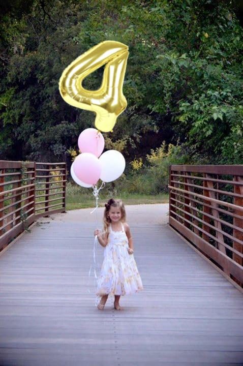 40 Inch Large Numbers Balloon, 4 Light Gold Ballon for 4th 14 40 44 Birthday Party, Balloon 4 Number for Graduations Wedding Supplies