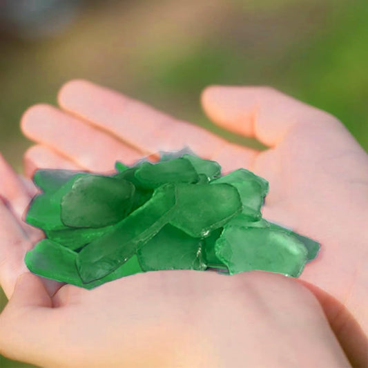 15 OZ Frosted Dark Green Sea Glass Bulk Tumbled Seaglass Pieces for DIY Crafts, Beach Theme Party Nautical Wedding Decorations, Aquarium Vase Fillers, Mosaic Art, Coastal Home Decor,0.5-1.5 inch