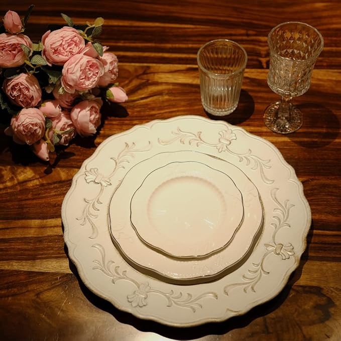 Spsyrine White Antique Charger Plate, 13" Embossed Plastic Table Plate Chargers for Dinner, Set of 6 Elegant Decorations for Wedding, Dining, Party Events.