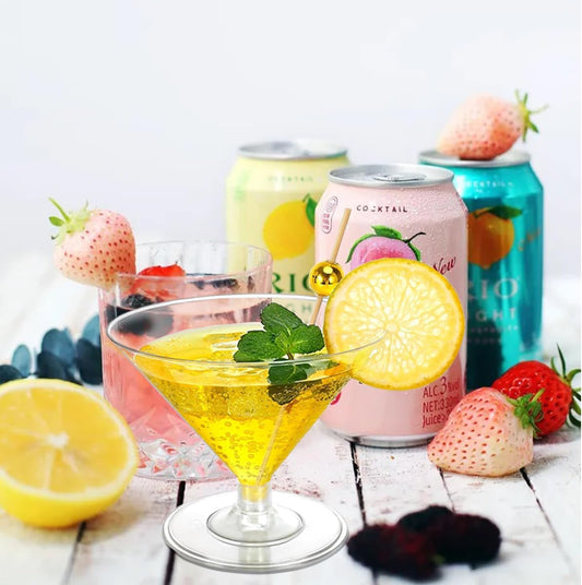 100 Pack Plastic Martini Glasses 5 Oz Mini Dessert Cups Clear Cocktail Glasses with Cocktail Sticks Clear Short Stem Shot Glasses for Party Wine, Desserts and Appetizers