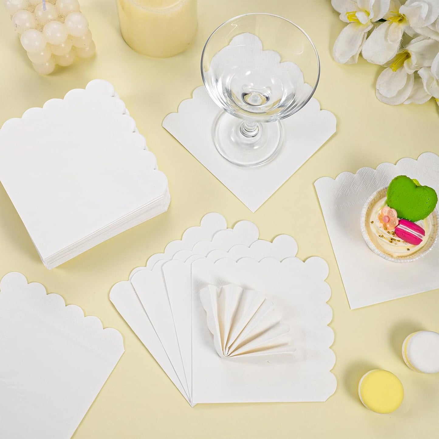 120 Pcs Cocktail Napkins Scalloped White Wedding Napkins Disposable Dessert Beverage Napkins for Wedding, Bridal Shower,Coffee Bar Dinner, 5 x 5 Inch
