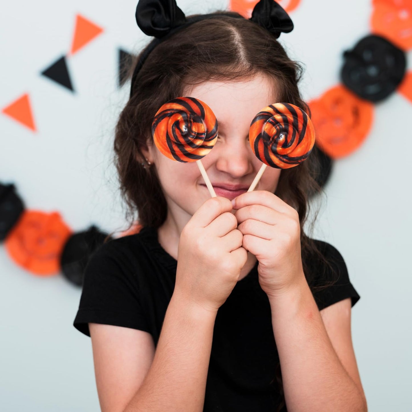 Halloween Lollipops, 50 Pieces of Halloween Candy Individually Wrapped, Perfect Suckers for Kids and Families, Swirly Trick or Treat Lollipop Design for Extra Fun
