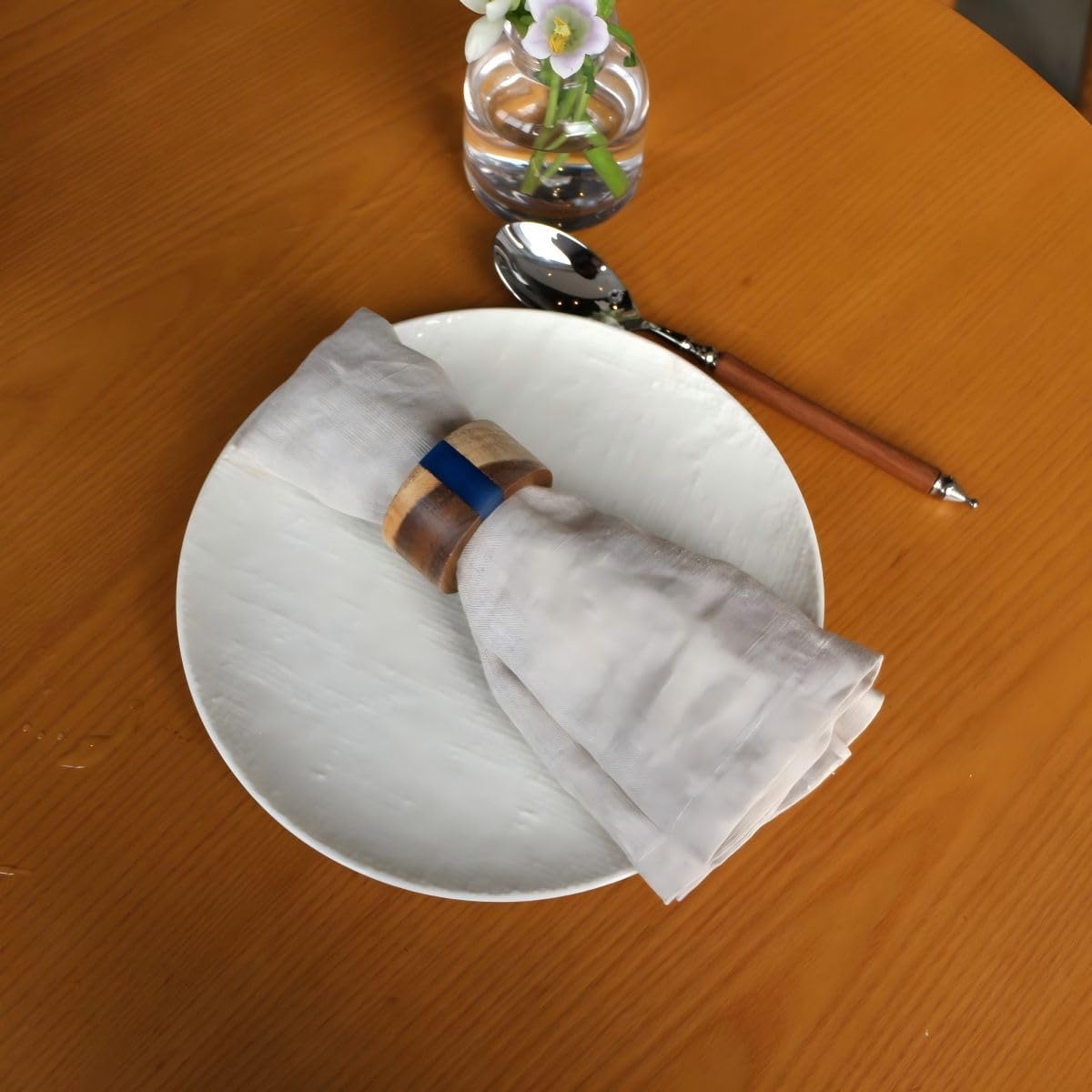Wooden Napkin Rings Set of 8 for Dinning Table Decor - Acacia Wood Resin Napkin Holder Blue Napkin Ring for Home and Kitchen Décor (Round Shape)
