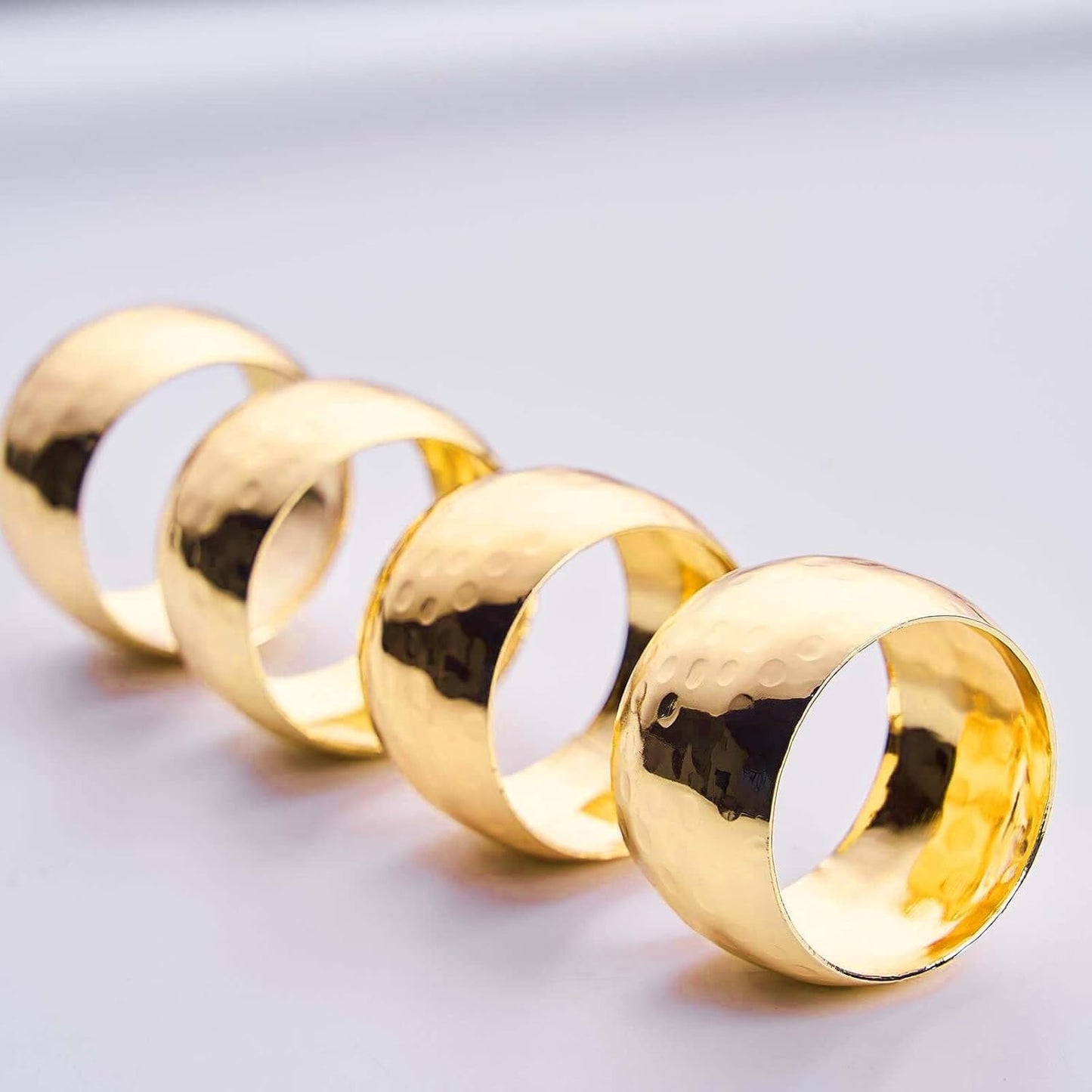 Efavormart 4 Pack Metallic Gold Hammered Napkin Rings for Wedding Party Formal Dinning Decor