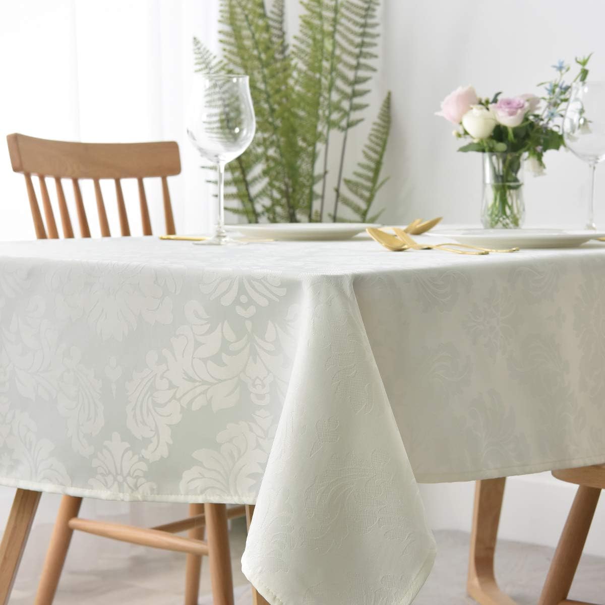 maxmill Jacquard Table Cloth Damask Pattern Spillproof Wrinkle Resistant Heavy Weight Soft Tablecloth for Kitchen Dinning Tabletop Outdoor Picnic Rectangle 52 x 70 Inch Ivory