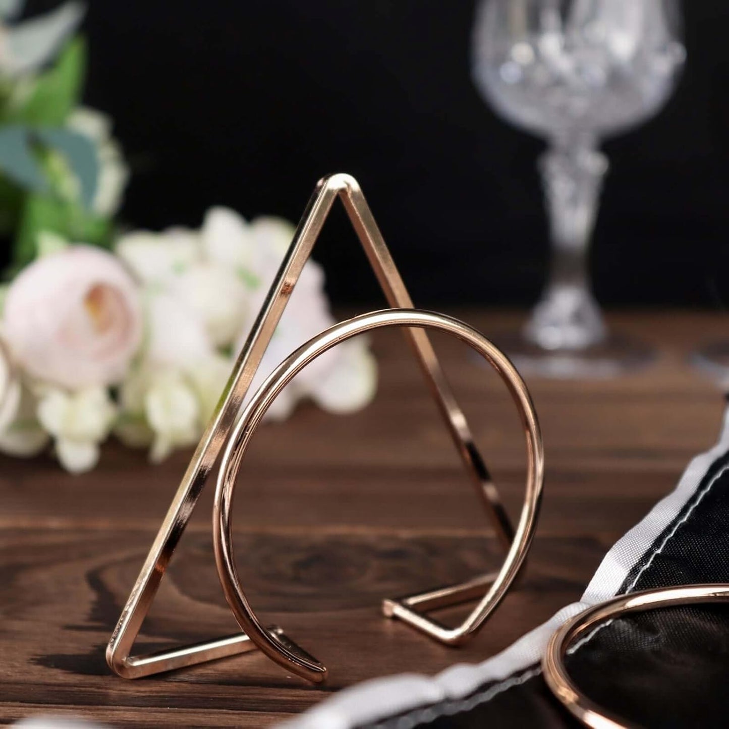 Efavormart 4 Pack | Gold Geometric Metal Napkin Rings, Modern Nordic Napkin Holder Stands