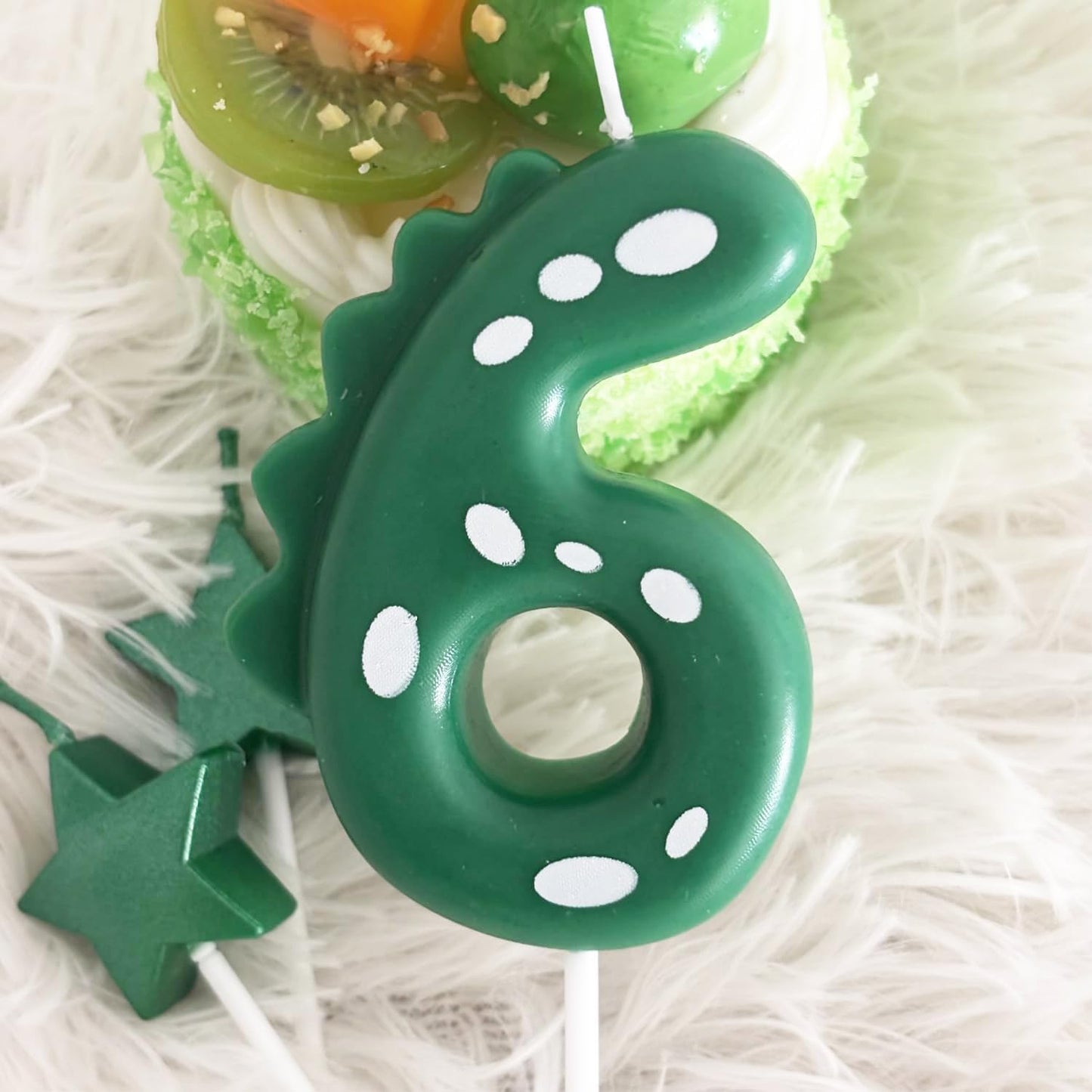 2.75 Inch Green Dinosaur Shaped 6 Number Birthday Candles and Star Birthday Candles,Suitable for Dinosaur Birthday Decorations & Themed Parties Celebration