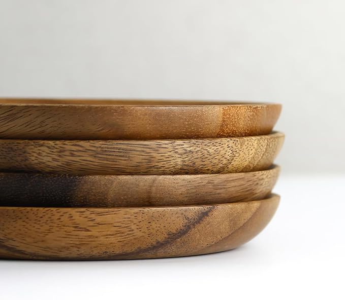 IQCWOOD Wooden Dinner Plates, 6 Inch Round Wood Plates Set of 4, Acacia Wooden Plates Round Tray Easy Cleaning Serving Platter for Food Dessert Salad Plate Fruit Platters