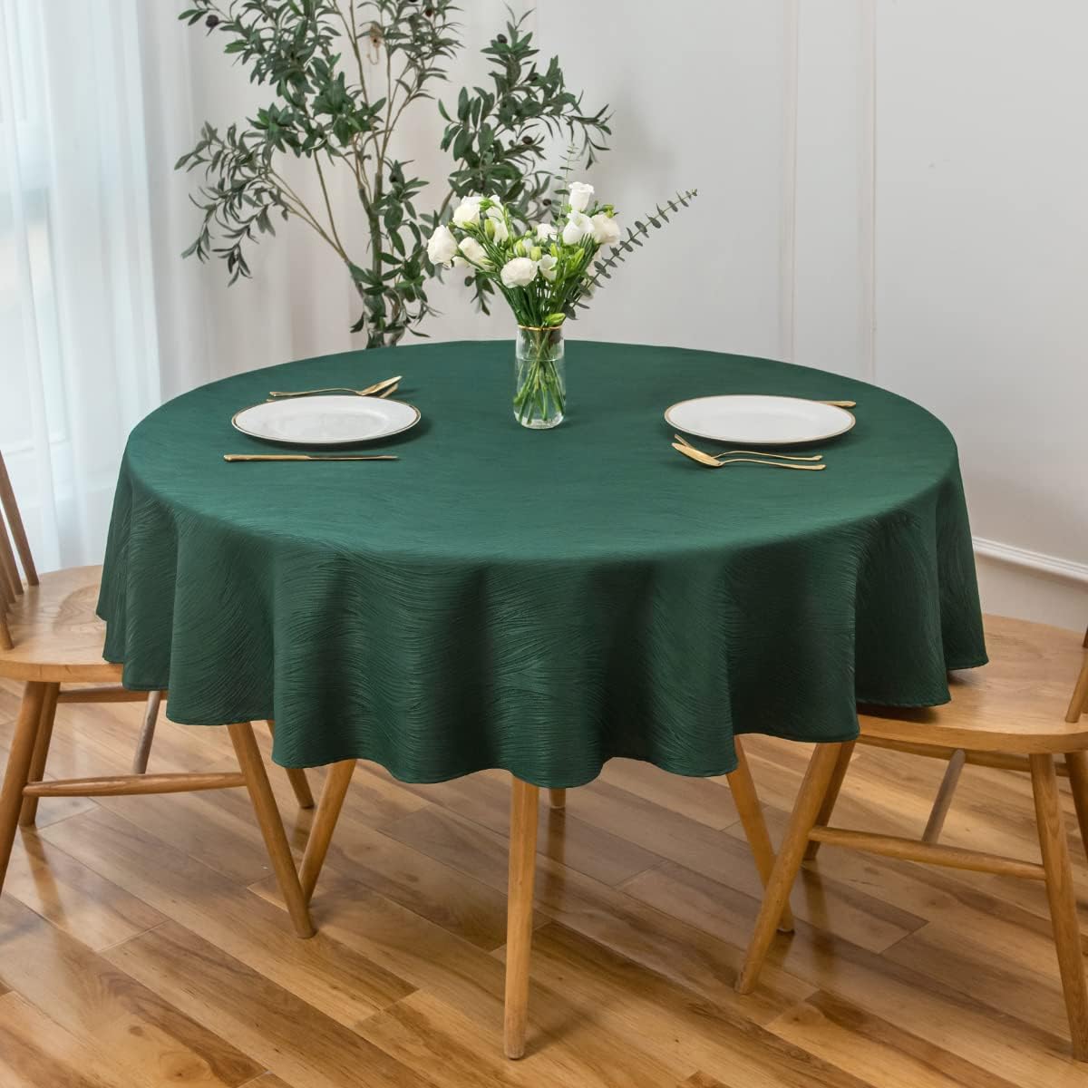 maxmill Christmas Hunter Green Tablecloth, Spill-Proof and Water Resistance Heavy Weight Soft Circular Table Cloth for Christmas, Holiday and Family Gatherings, Dinner Round 90 Inch, Hunter Green