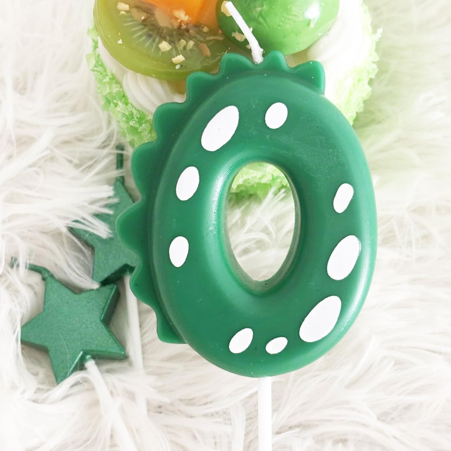 2.75 Inch Green Dinosaur Shaped 0 Number Birthday Candles and Star Birthday Candles,Suitable for Dinosaur Birthday Decorations & Themed Parties Celebration
