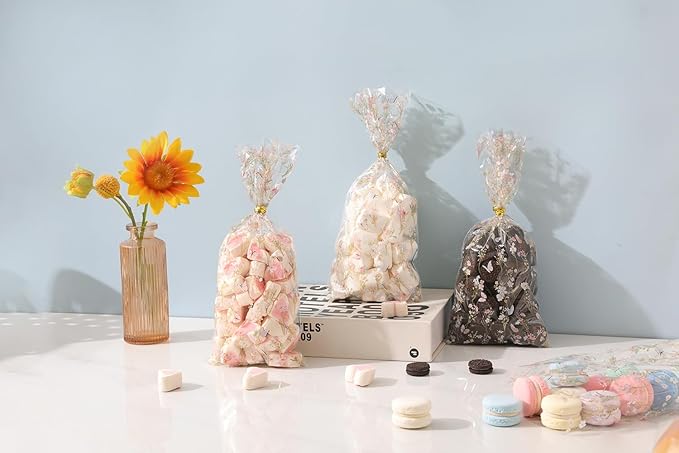 CEMECER 100PCS Wildflower Cellophane Treat Bags, Floral Candy Cookie Packing Plastic Clear Goody Bags Dercor for Baby Shower, Wedding, Birthday Party Decorations Supplies Favors.(11 x 5 Inches)