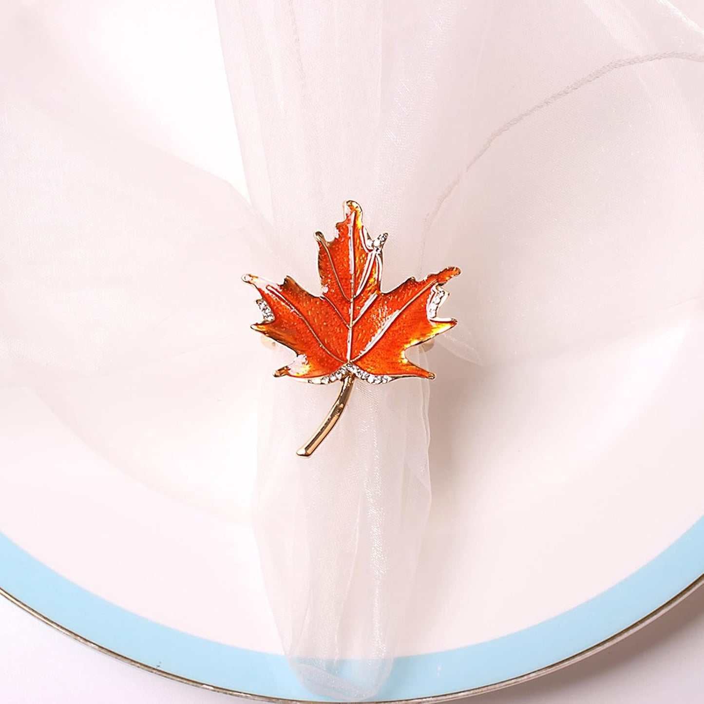 8 Pcs Maple Leaves Napkin Ring, Fall Metal Napkin Ring Holder Maple Leaves Serviette Buckle Holder Autumn Leaf Napkin Buckle for Harvest Season Thanksgiving Fall Decoration