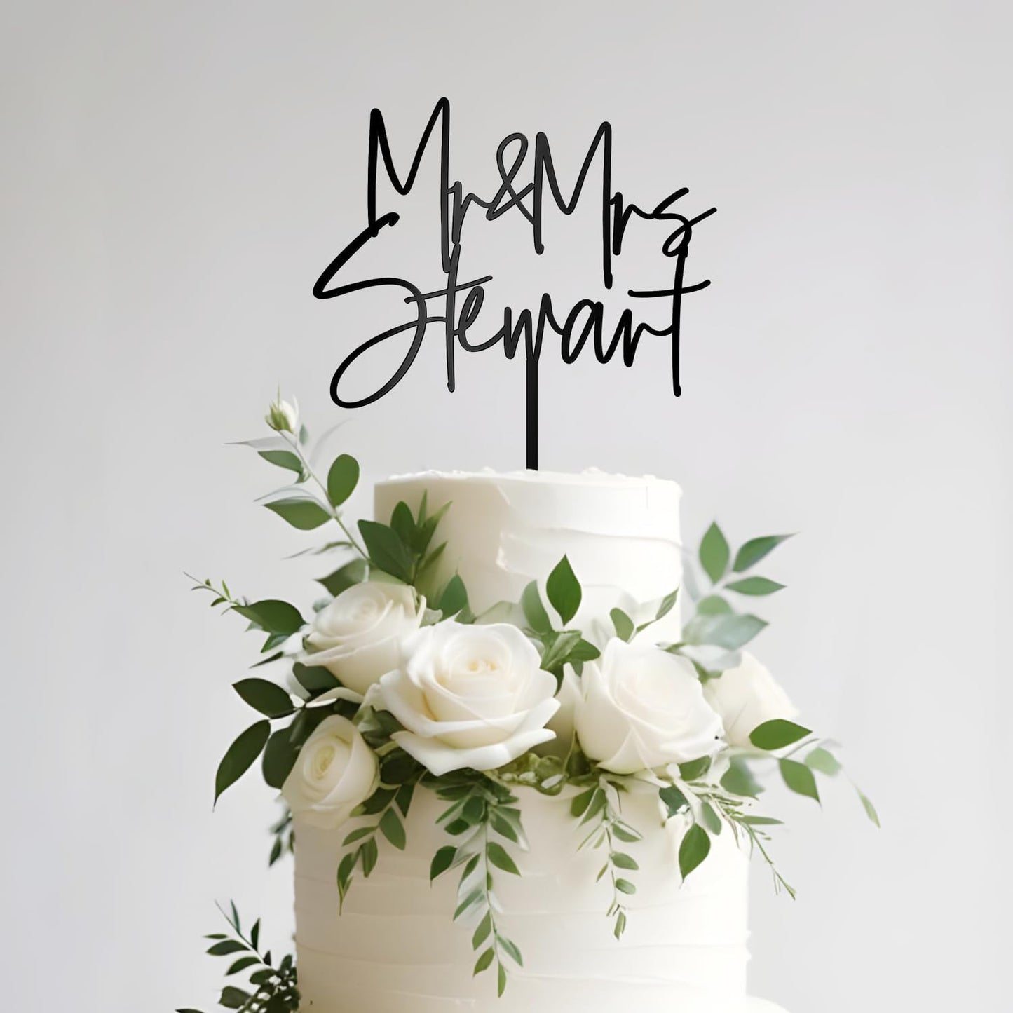 Personalized Mr & Mrs Wedding Cake Topper with Custom Bride and Groom's Last Name Cake Decoration in Acrylic