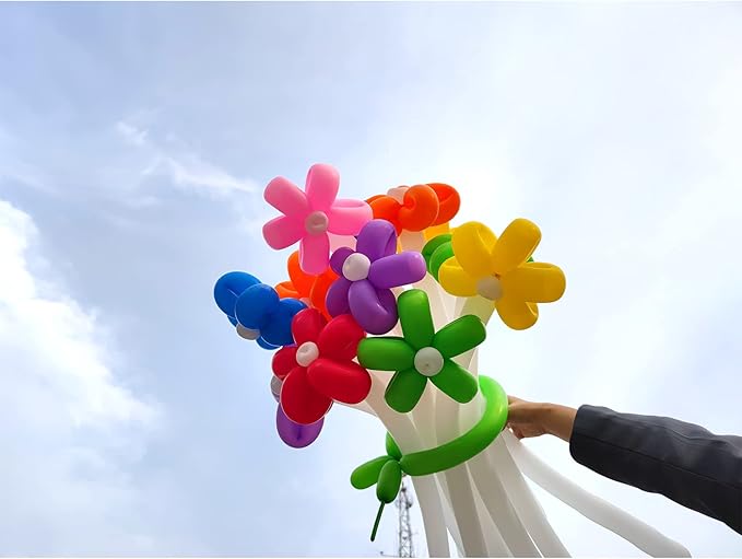260 long balloons for balloon animals 100 Pack Thickening Latex Modeling Long Magic Balloons Twisting DIY Animal Balloon for Beginners Children's Party Carnivals Party Decorations (green balloon)