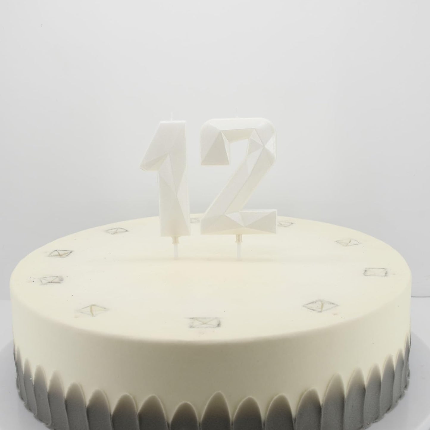 DERVENTA Large Birthday Candle Number 3D White 3.7 inch Party Celebration Anniversary Decoration Cake Topper 1 Piece (Number 17 White)