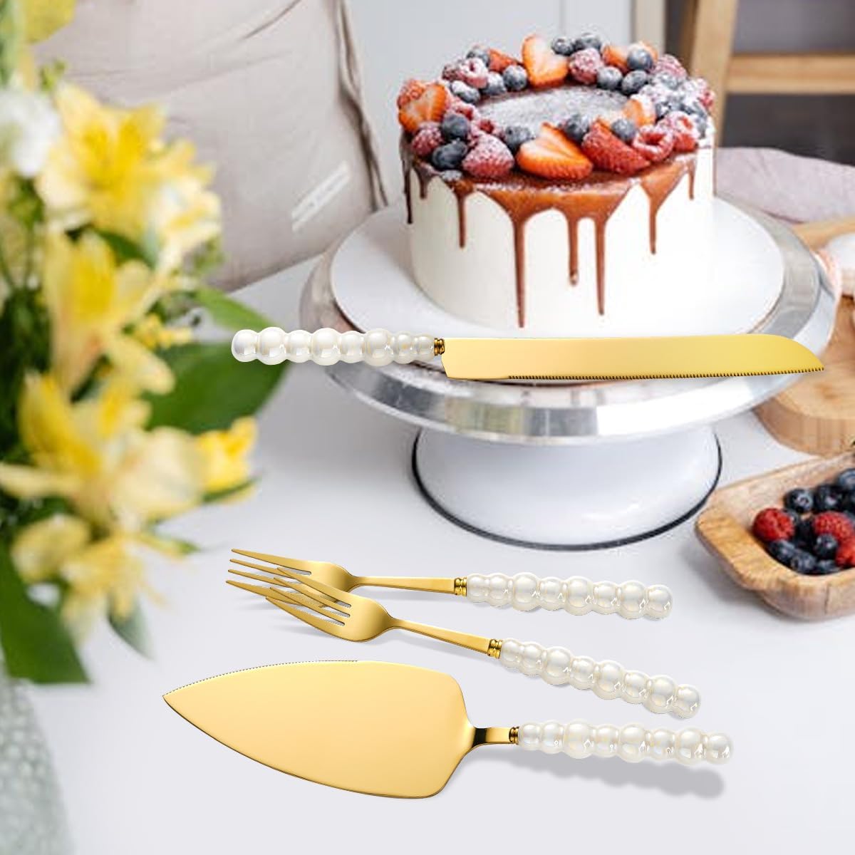 Wedding Cake Knife and Server Set, Ceramic Pearl Handle Cake Cutting Set for Wedding, Stainless Steel Pie Cutter, Bridal Shower Gifts, Engagement Gift for Couples (Gold, Set of 2)