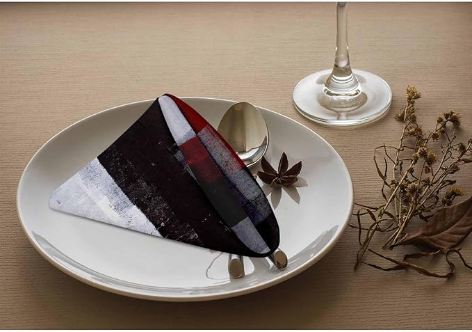 Black White Red Graffiti Cloth Table Napkins Set of 4 Modern Classic Art Polyester Washable Decoration Dinner Napkins for Kitchen 18 x 18 inch