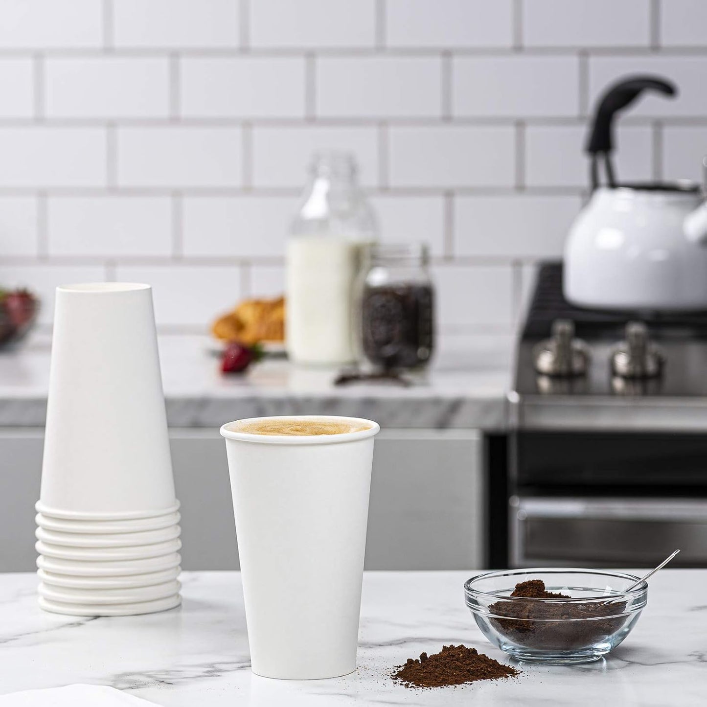 GUSTO [16 oz. - 200 count] Disposable White Paper Cups, Hot Coffee Cups - Eco-Friendly Hot Cups