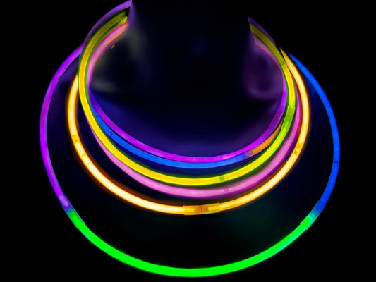 GiftExpress Xmas New Year Extra Bright Glow Sticks Necklace 100Pcs 22" Glow Necklace or Bracelets for Kid, Adult - Glow in the Dark Neon Party Favor - Interconnect Assorted Color Glowsticks