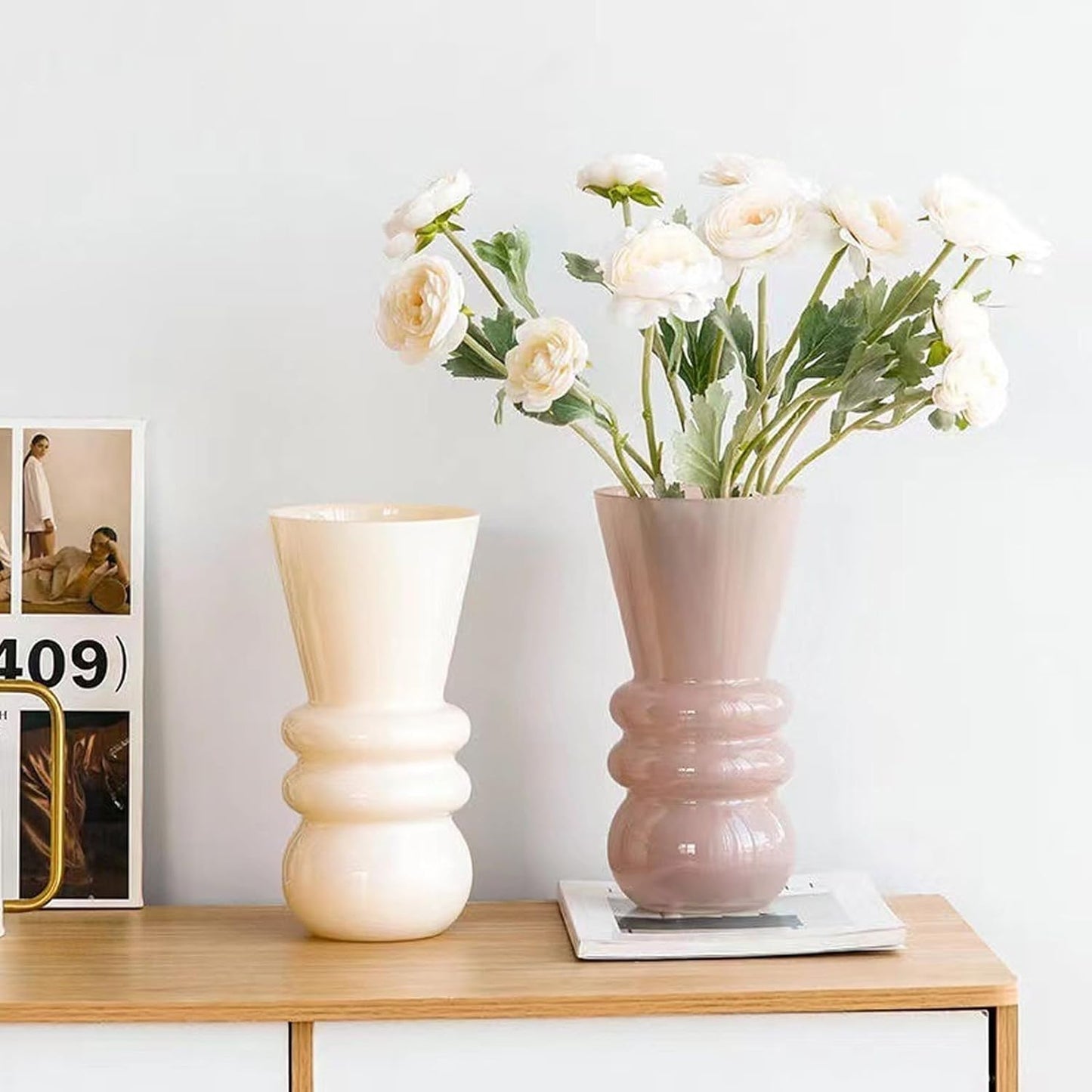 10-inch Tall Glass vase, a Simple and Sturdy Flower Container, Perfect for Dining Tables, Living Room and Table Placement (Pink)