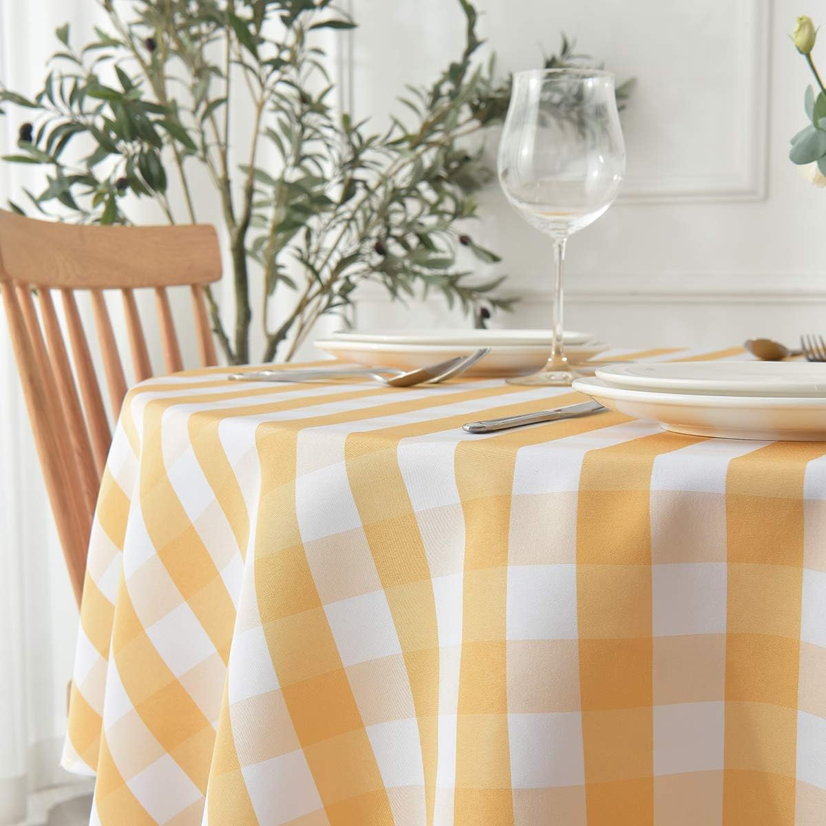 maxmill Round Checkered Tablecloth Spillproof Wrinkle Free Heavy Weight Gingham Table Cloth for Circular Table Buffalo Plaid for Buffet Banquet Parties Holiday Dinner 70 Inch Yellow and White