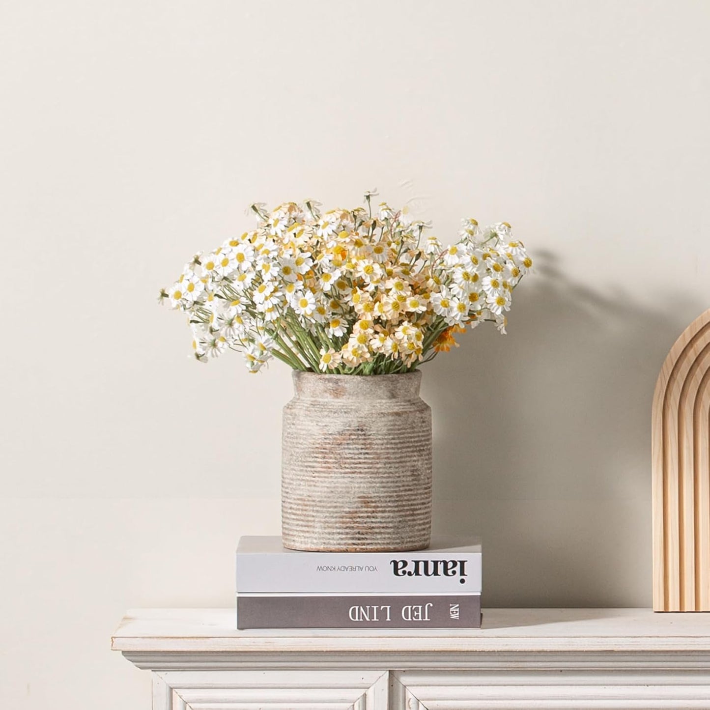 Ceramic Flower Vase 6.5 inch Farmhouse Rustic Vase for Home Decor Handcrafted Pottery Vase Small Terracotta Vases for Dining Table Decor Fireplace Living Room Bathroom Wedding Centerpiece(M-Terra)