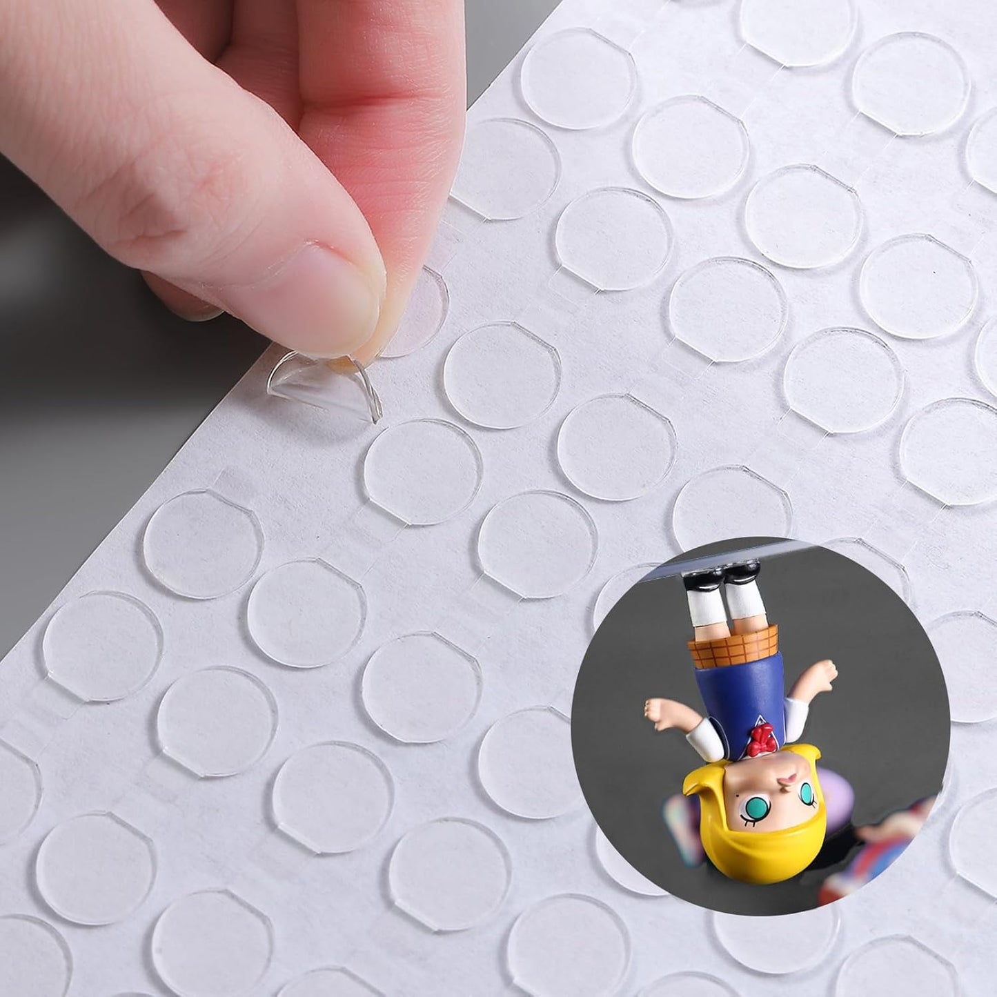Adhesive Stick dots Two-Sided Sided Mounting Putty Stick Tack for Wall Hanging Crafts Balloons Festival Party Decorations,Clean Removable(0.6"*0.6"-560)