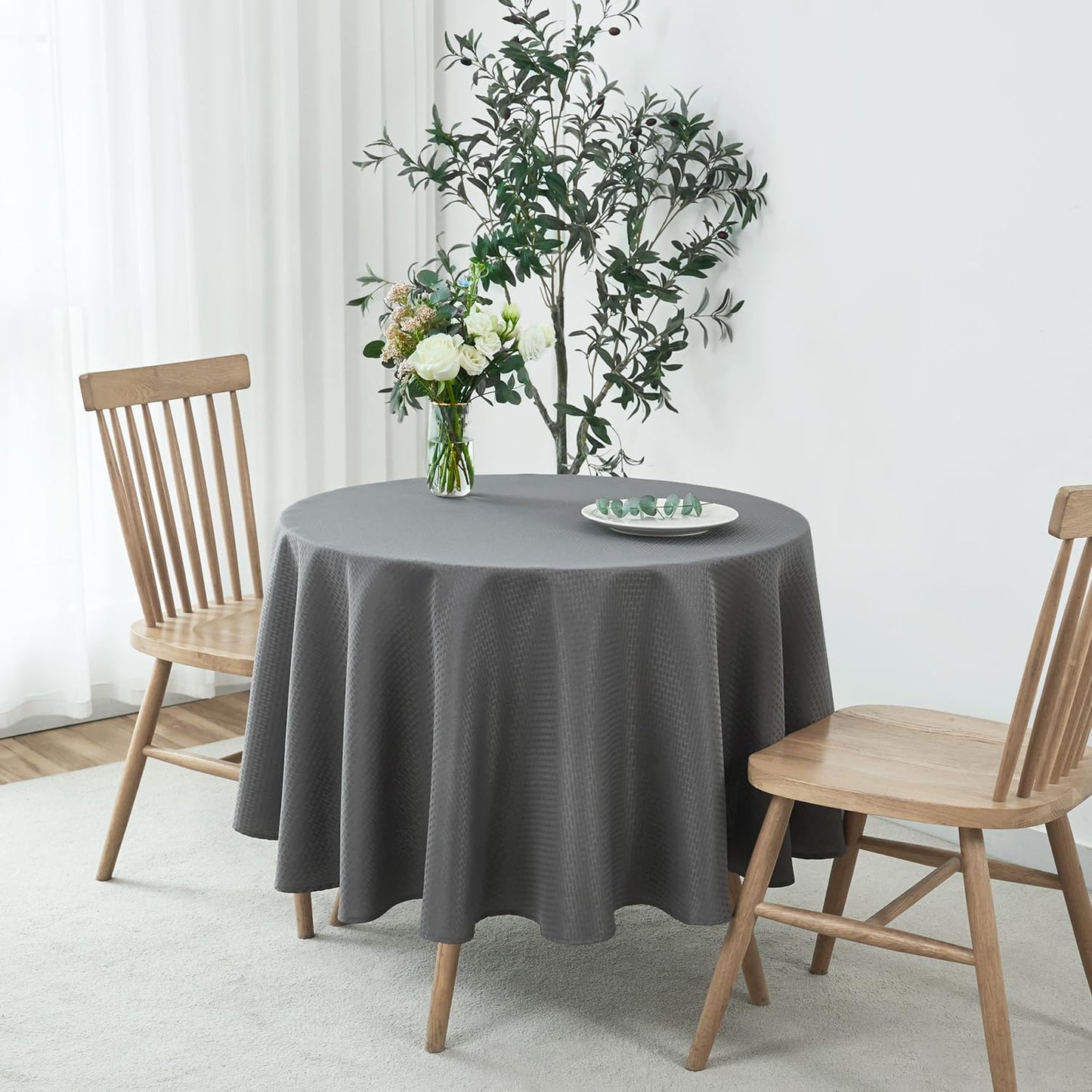 maxmill Round Weaved Texture Design Tablecloth Spill-Proof Soft Washable Table Cloth for Circular Table Cover, for Dining Room Buffet Banquet Parties Holiday Dinner, 90 Inch Charcoal Gray