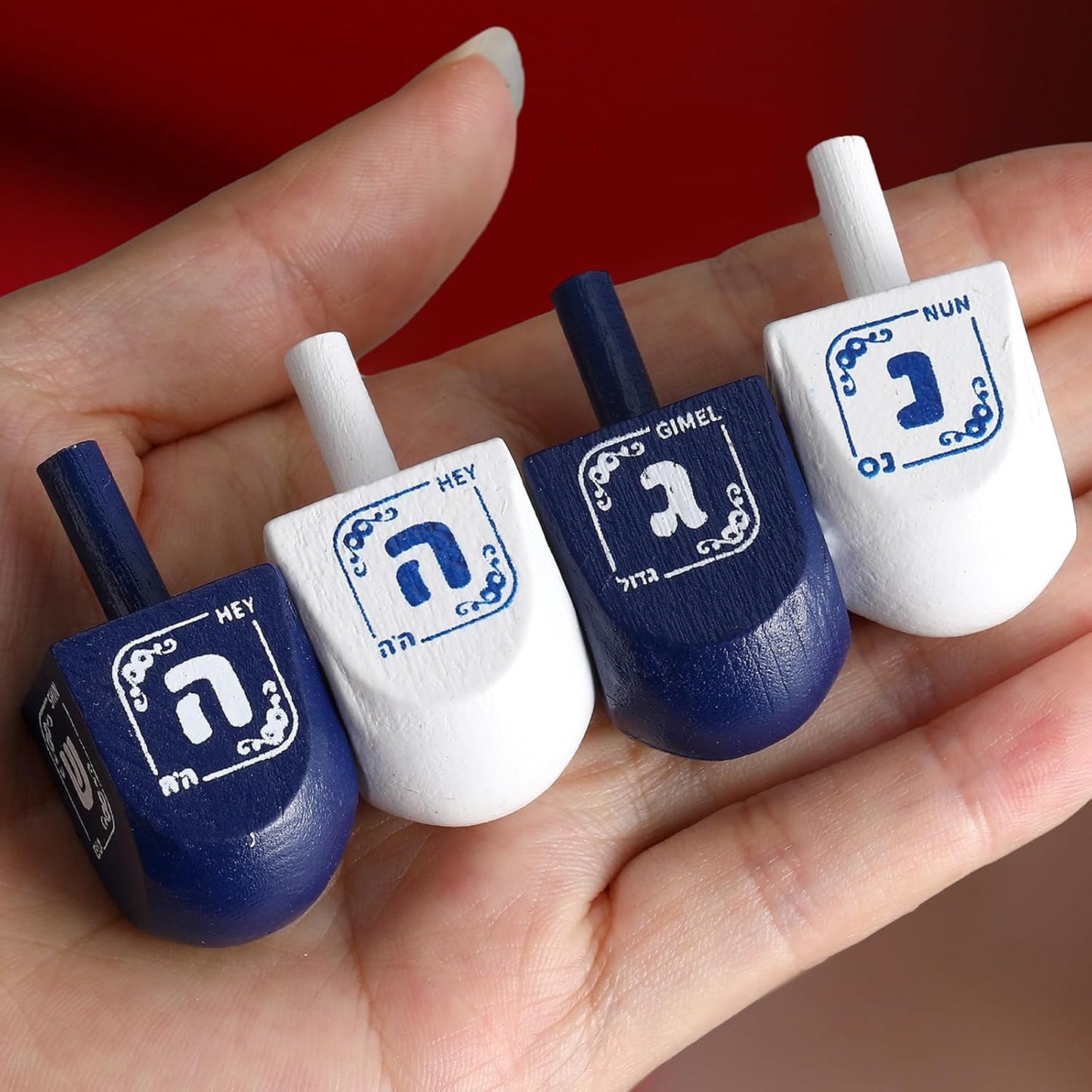 Wettarn 100 Pieces Hanukkah Dreidels Bulk Wooden Hanukkah Dreidels with Game Instruction Cards for Party Game(Size 1,Elegant Style)