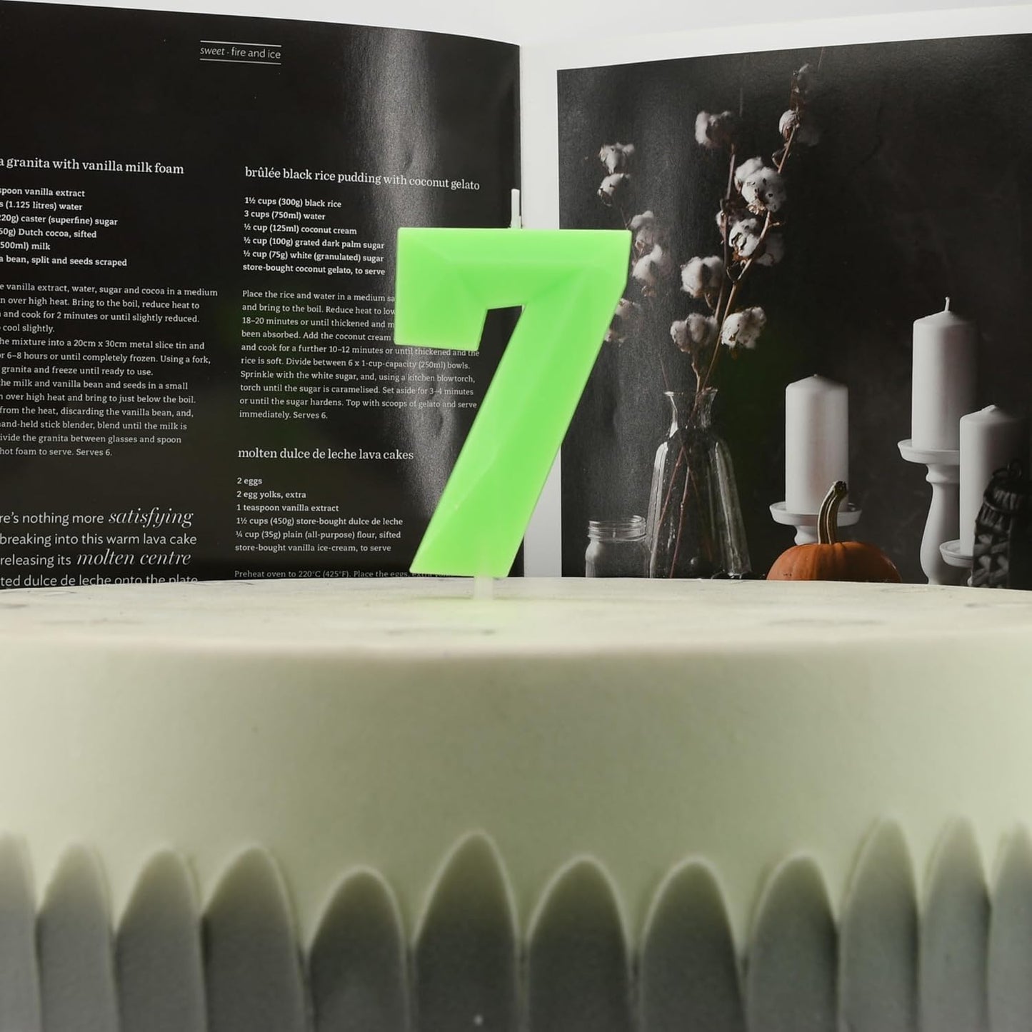DERVENTA Large Birthday Candle Number 3D Luminous Green 3.7 inch Party Celebration Anniversary Decoration Cake Topper 1 Piece (Luminous Green Number 7)